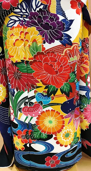 成人式にオススメ！ 鮮やか紅型振袖コーディネート♡ | 和福屋